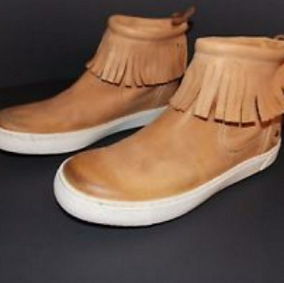 Free People Shoes - Free people slide on fringe moccasins